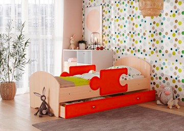 Детская кровать с ящиком и бортиками Мозайка, корпус Млечный дуб/фасад Оранжевый (ламели) в Ульяновске