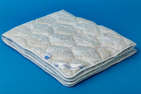 Одеяло всесезонное полутороспальное Лебединая нежность в Ульяновске - изображение