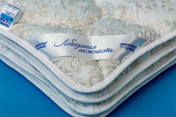 Одеяло всесезонное полутороспальное Лебединая нежность в Ульяновске - предосмотр 1